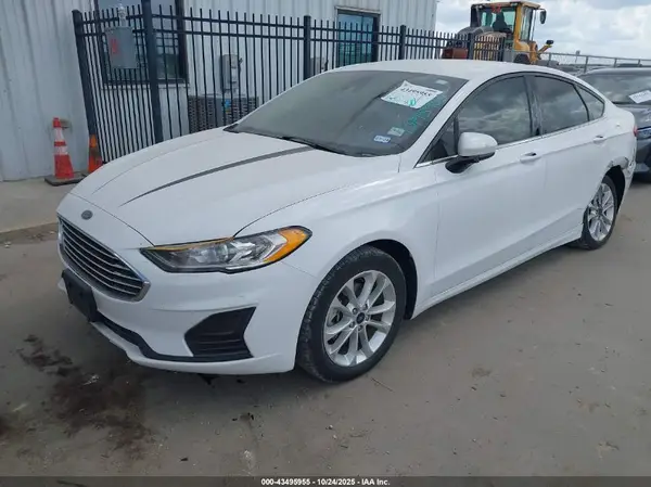 3FA6P0HD0LR258431 2020 FORD FUSION - Image 2