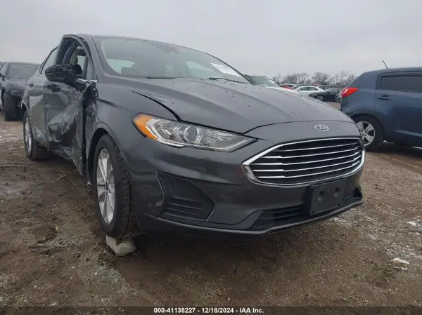3FA6P0HD0LR262611 2020 FORD FUSION - Image 1