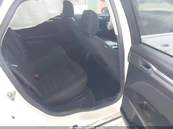 3FA6P0HD0LR264147 2020 FORD FUSION - Image 8