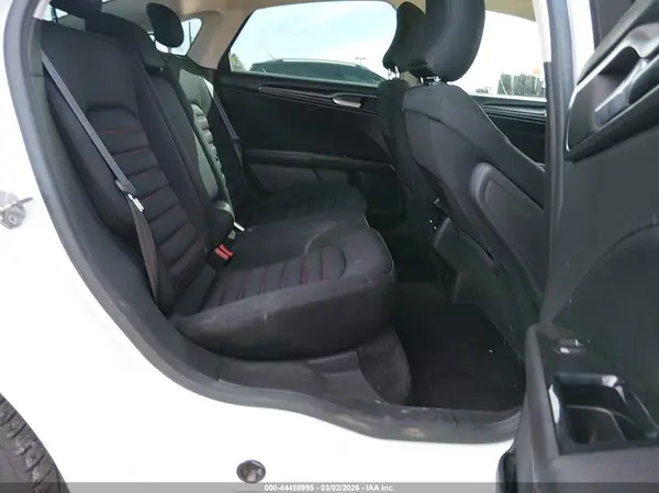3FA6P0HD1GR105689 2016 FORD FUSION - Image 8