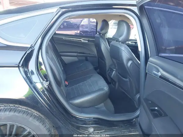 3FA6P0HD1GR268679 2016 FORD FUSION - Image 8