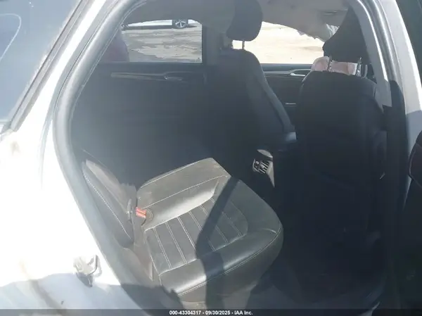 3FA6P0HD1GR308517 2016 FORD FUSION - Image 8