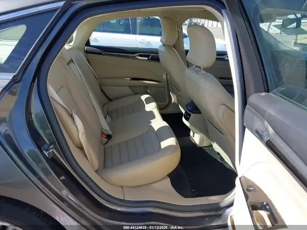 3FA6P0HD1GR324314 2016 FORD FUSION - Image 8