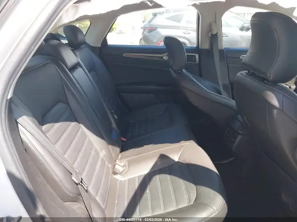 3FA6P0HD1GR329366 2016 FORD FUSION - Image 8