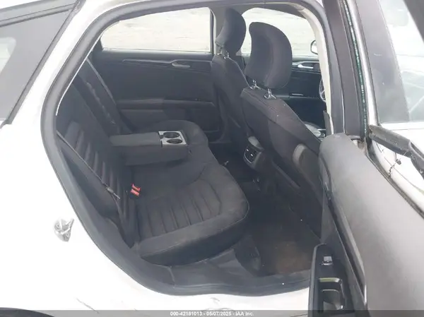 3FA6P0HD1GR360780 2016 FORD FUSION - Image 8
