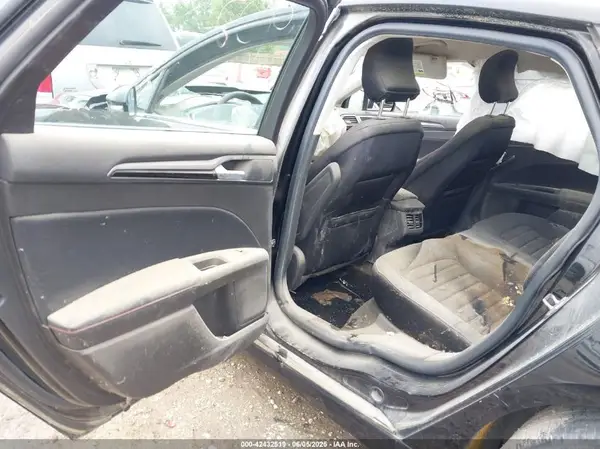 3FA6P0HD1GR366742 2016 FORD FUSION - Image 8