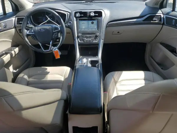 3FA6P0HD1HR104205 2017 FORD FUSION - Image 8