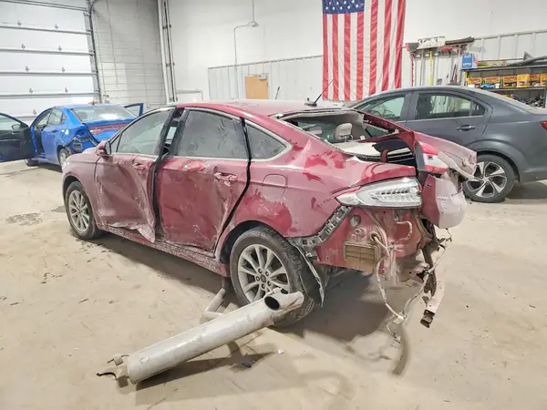 3FA6P0HD1HR105564 2017 FORD FUSION - Image 2
