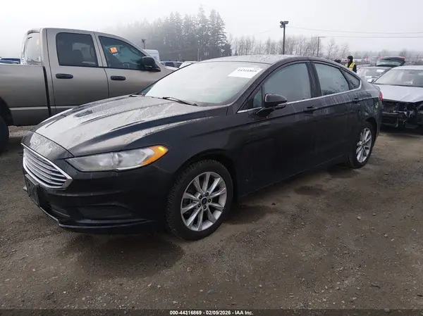 3FA6P0HD1HR110084 2017 FORD FUSION - Image 2