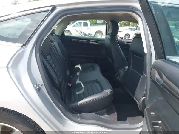 3FA6P0HD1HR119402 2017 FORD FUSION - Image 8