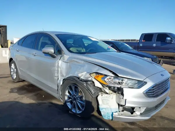 3FA6P0HD1HR123806 2017 FORD FUSION - Image 1