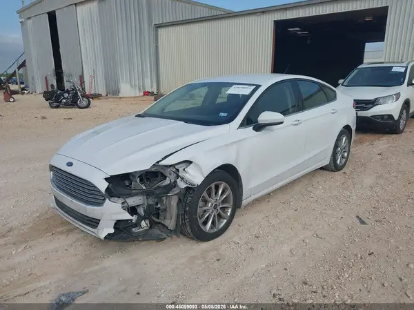 3FA6P0HD1HR126785 2017 FORD FUSION - Image 2
