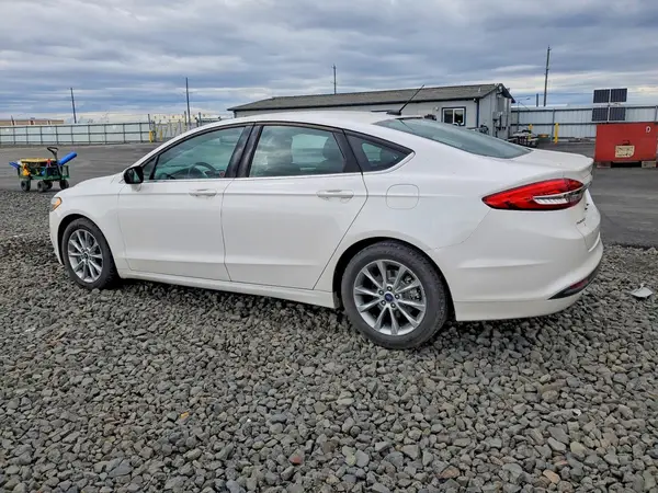 3FA6P0HD1HR127841 2017 FORD FUSION - Image 2