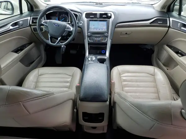 3FA6P0HD1HR128455 2017 FORD FUSION - Image 8