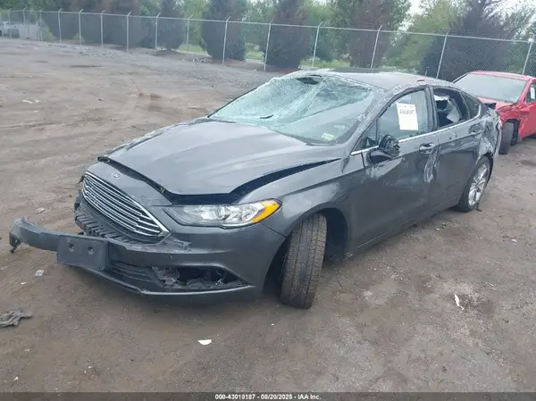3FA6P0HD1HR139004 2017 FORD FUSION - Image 2