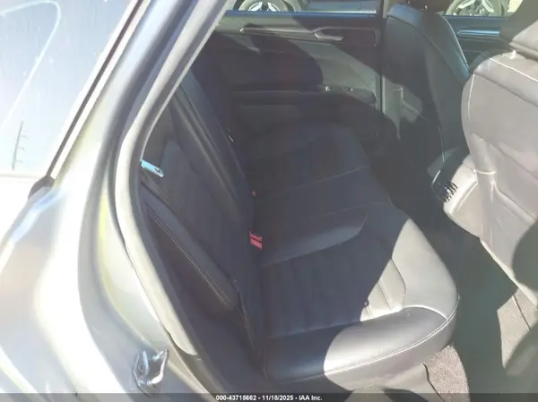 3FA6P0HD1HR159933 2017 FORD FUSION - Image 8