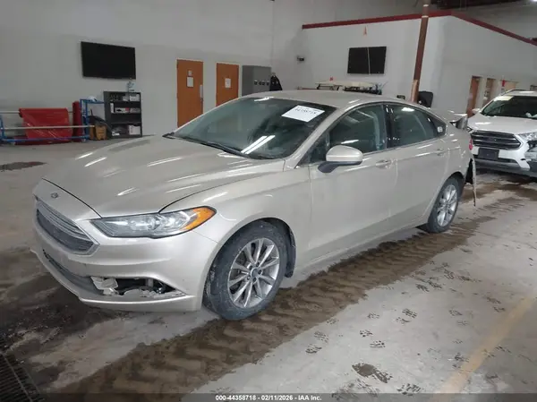 3FA6P0HD1HR178191 2017 FORD FUSION - Image 2