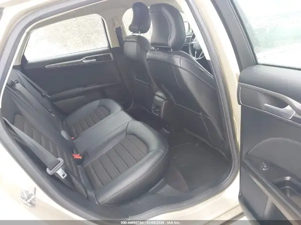 3FA6P0HD1HR185139 2017 FORD FUSION - Image 8