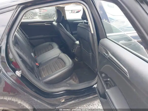 3FA6P0HD1HR205101 2017 FORD FUSION - Image 8