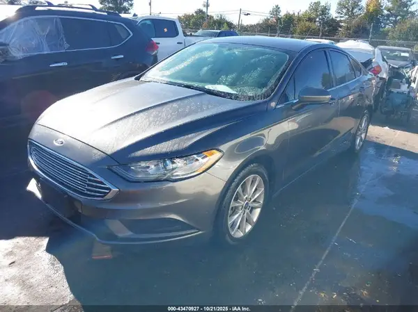 3FA6P0HD1HR213103 2017 FORD FUSION - Image 2