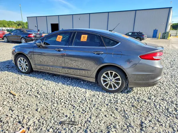 3FA6P0HD1HR240222 2017 FORD FUSION - Image 2