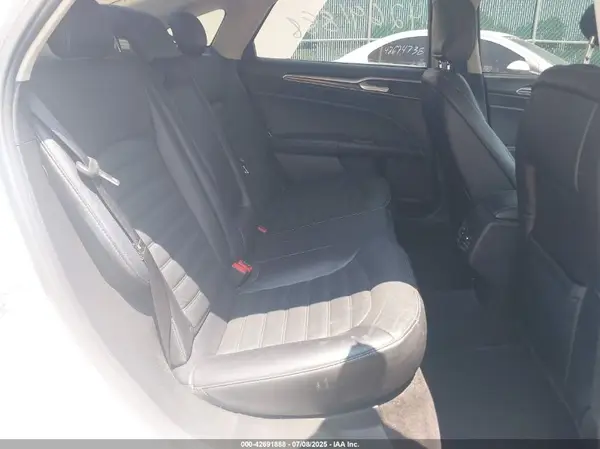 3FA6P0HD1HR246151 2017 FORD FUSION - Image 8