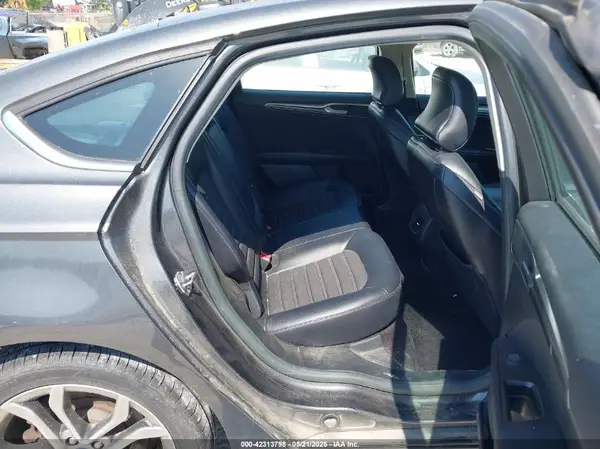3FA6P0HD1HR249941 2017 FORD FUSION - Image 8