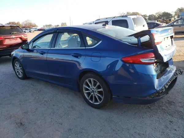 3FA6P0HD1HR250409 2017 FORD FUSION - Image 2