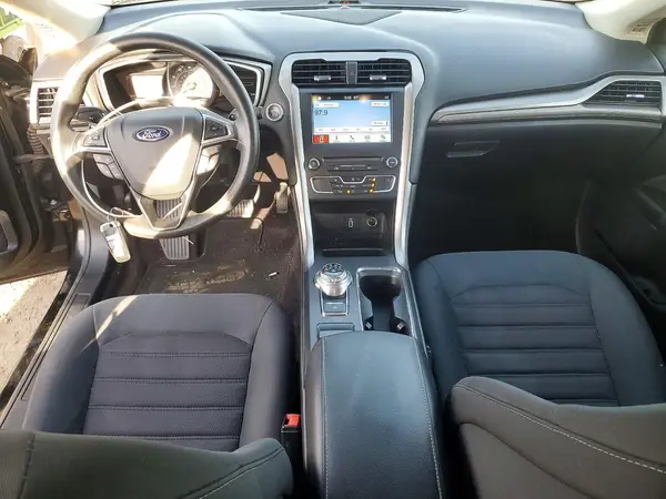 3FA6P0HD1HR255576 2017 FORD FUSION - Image 8