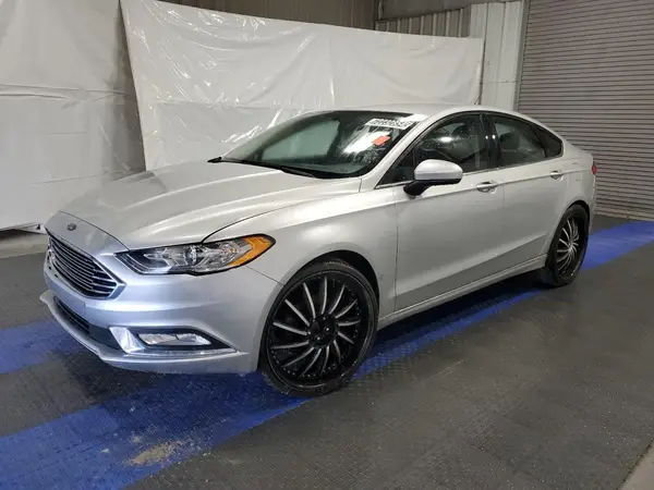 3FA6P0HD1HR261927 2017 FORD FUSION - Image 1