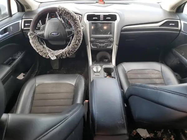 3FA6P0HD1HR261927 2017 FORD FUSION - Image 8