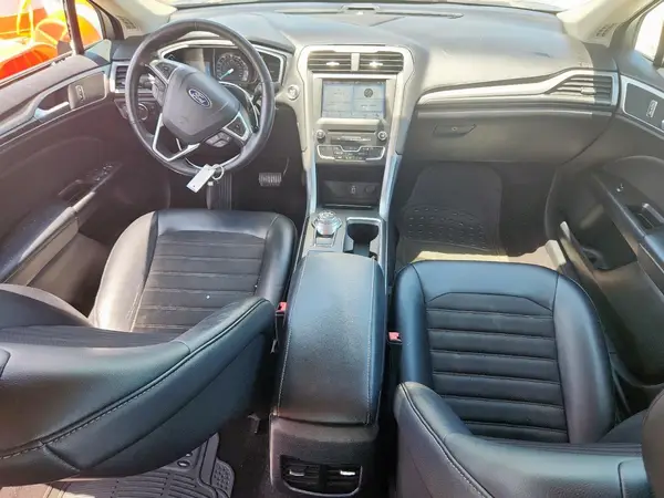 3FA6P0HD1HR263824 2017 FORD FUSION - Image 8