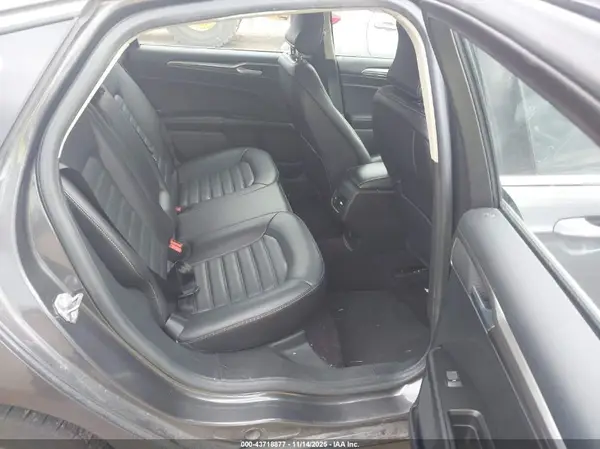 3FA6P0HD1HR272524 2017 FORD FUSION - Image 8