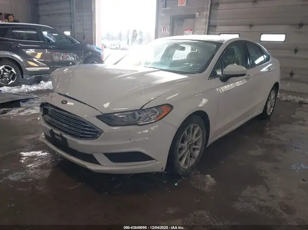 3FA6P0HD1HR273012 2017 FORD FUSION - Image 2