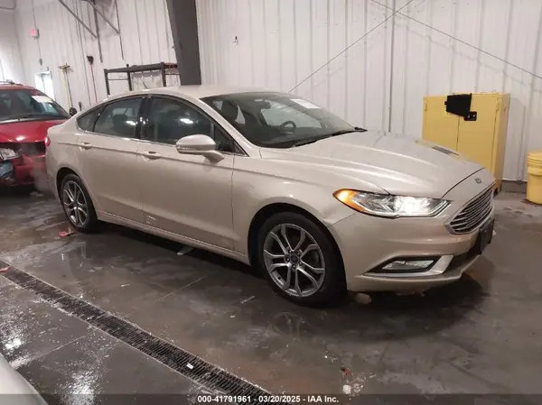 3FA6P0HD1HR275097 2017 FORD FUSION - Image 1