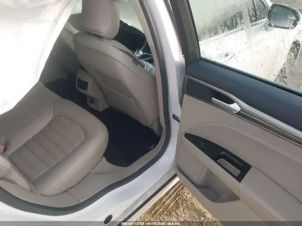 3FA6P0HD1HR309068 2017 FORD FUSION - Image 8