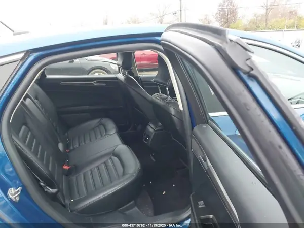 3FA6P0HD1HR310415 2017 FORD FUSION - Image 8