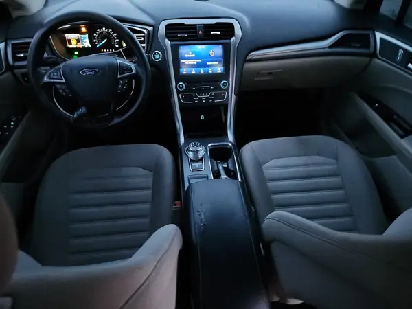 3FA6P0HD1HR316666 2017 FORD FUSION - Image 8