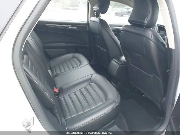3FA6P0HD1HR317302 2017 FORD FUSION - Image 8