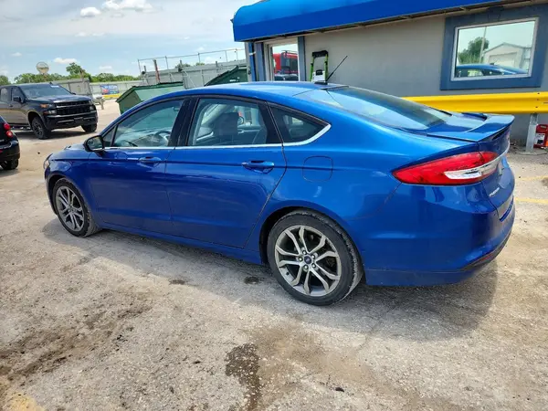 3FA6P0HD1HR338263 2017 FORD FUSION - Image 2