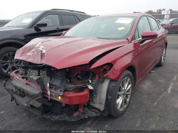 3FA6P0HD1HR348078 2017 FORD FUSION - Image 2