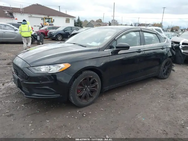 3FA6P0HD1HR365012 2017 FORD FUSION - Image 2