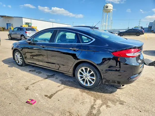 3FA6P0HD1HR378424 2017 FORD FUSION - Image 2