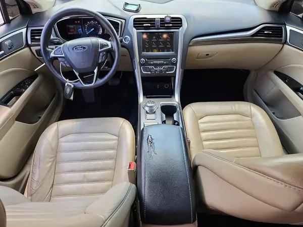3FA6P0HD1HR401524 2017 FORD FUSION - Image 8