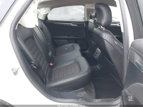 3FA6P0HD1HR405945 2017 FORD FUSION - Image 8