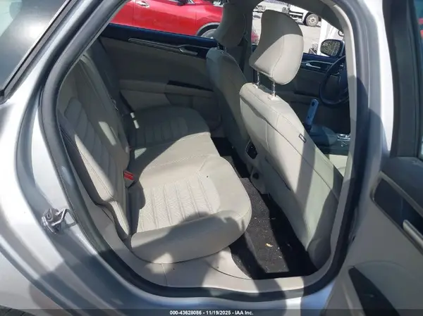 3FA6P0HD1HR416198 2017 FORD FUSION - Image 8