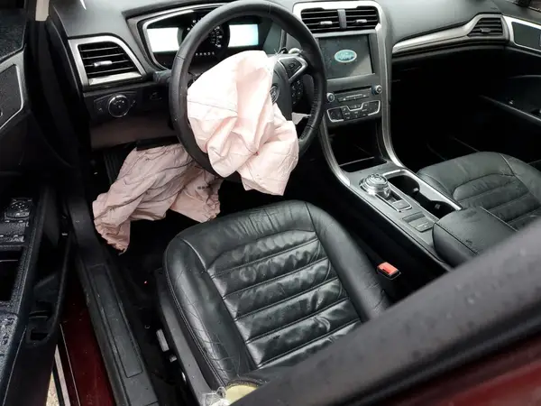 3FA6P0HD1JR142975 2018 FORD FUSION - Image 8