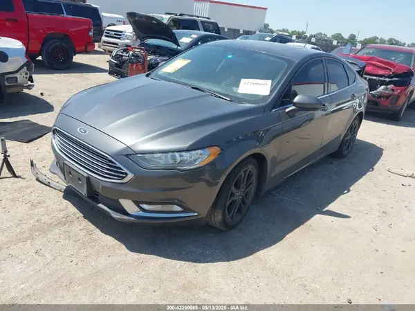 3FA6P0HD1JR153586 2018 FORD FUSION - Image 2