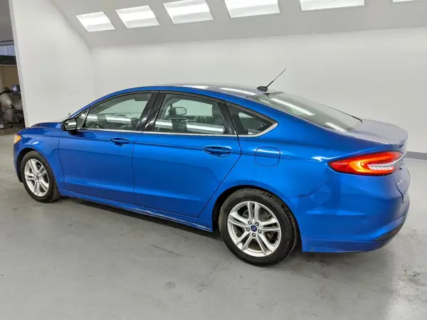 3FA6P0HD1JR159002 2018 FORD FUSION - Image 2