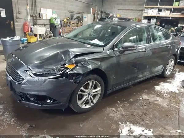 3FA6P0HD1JR175250 2018 FORD FUSION - Image 2